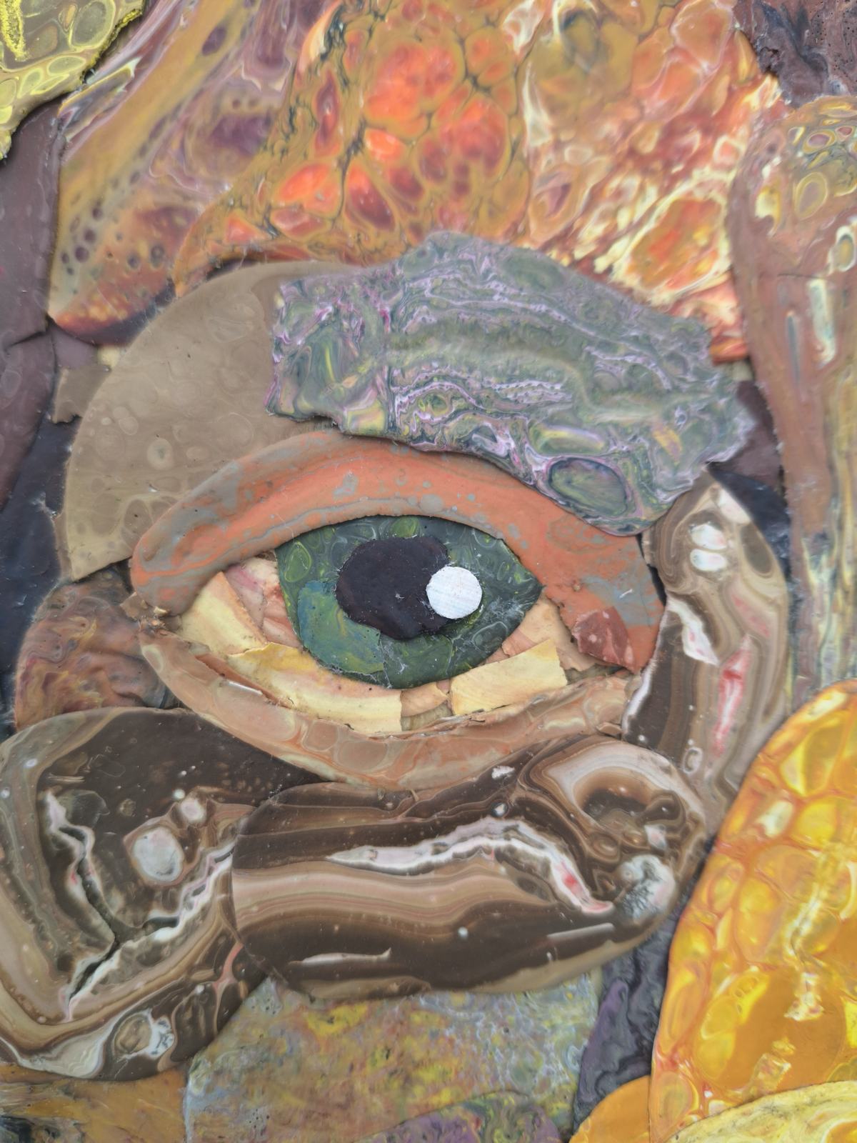 Raíz sin suelo fijo — detalle 2